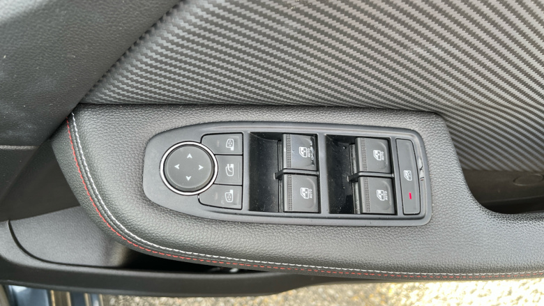 Renault Clio 1.0 TCe 90 RS Line 5dr Petrol Hatchback